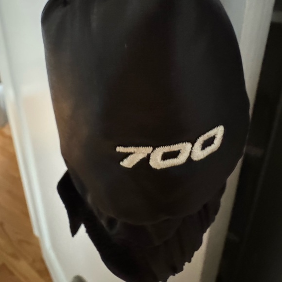 NEW The North Face Women’s 2000 Retro Nuptse Jacket in TNF Black/Recycled Down - Picture 10 of 11